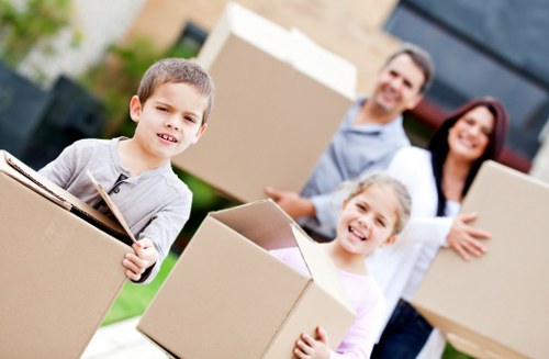 Commercial moving truck support for Tokyngton businesses