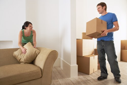 Residential street access considerations for house removals in Tokyngton